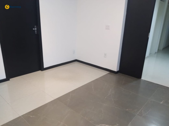 Imagem Sala Comercial à Venda, 92 m² em Centro - Florianópolis Imagem Sala Comercial à Venda, 92 m² em Centro - Florianópolis