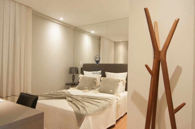 Imagem Loft com 4 Quartos à Venda,  em Centro - Balneário Camboriú
