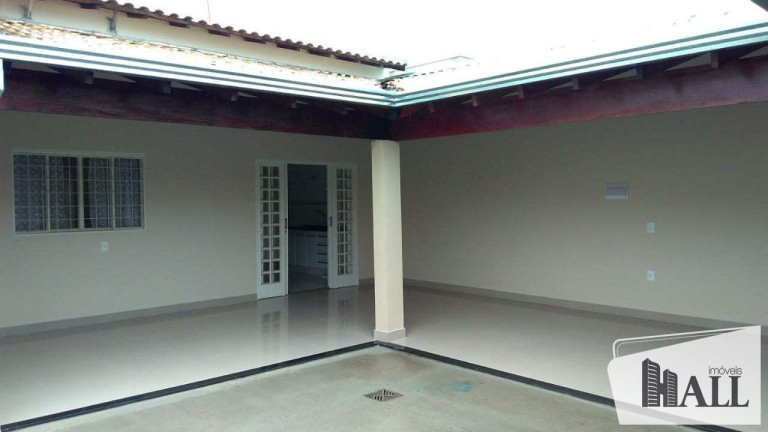 Casa com 3 Quartos à Venda, 213 m² em Parque Residencial Celina Dalul - Mirassol