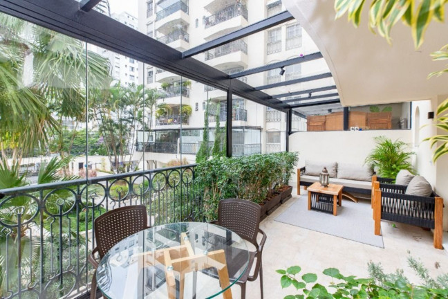 Imagem Imóvel com 3 Quartos à Venda, 150 m² em Moema - São Paulo