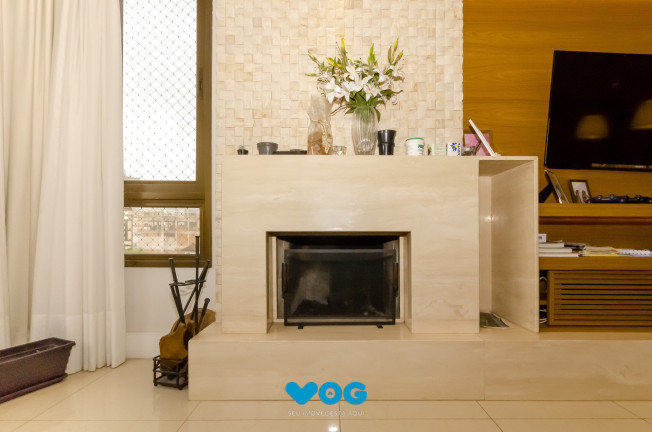 Imagem Imóvel com 3 Quartos à Venda, 136 m² em Petrópolis - Porto Alegre Imagem Imóvel com 3 Quartos à Venda, 136 m² em Petrópolis - Porto Alegre