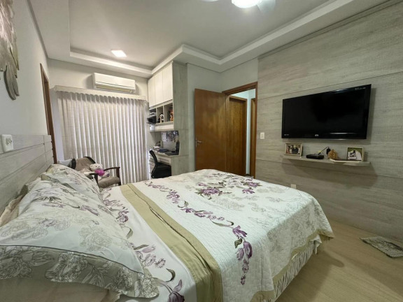 Imagem Apartamento com 3 Quartos à Venda, 92 m²