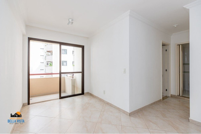 Apartamento com 2 Quartos à Venda,  em Moema - São Paulo