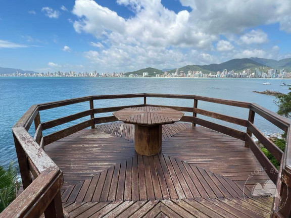 Imagem Casa à Venda, 3.400 m² em Canto Da Praia - Itapema Imagem Casa à Venda, 3.400 m² em Canto Da Praia - Itapema