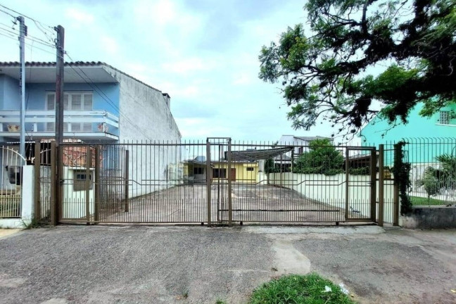 Imagem Casa com 3 Quartos à Venda, 74 m² em Sarandi - Porto Alegre Imagem Casa com 3 Quartos à Venda, 74 m² em Sarandi - Porto Alegre