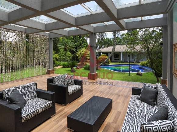 Imagem Casa com 7 Quartos à Venda, 4 m² em Caraguatá - Mairiporã Imagem Casa com 7 Quartos à Venda, 4 m² em Caraguatá - Mairiporã
