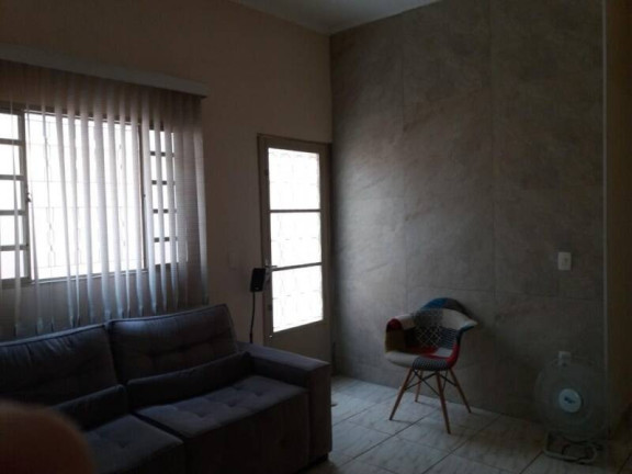Imagem Casa com 2 Quartos à Venda, 225 m² em Chácaras Luzia Vicente - Bragança Paulista Imagem Casa com 2 Quartos à Venda, 225 m² em Chácaras Luzia Vicente - Bragança Paulista