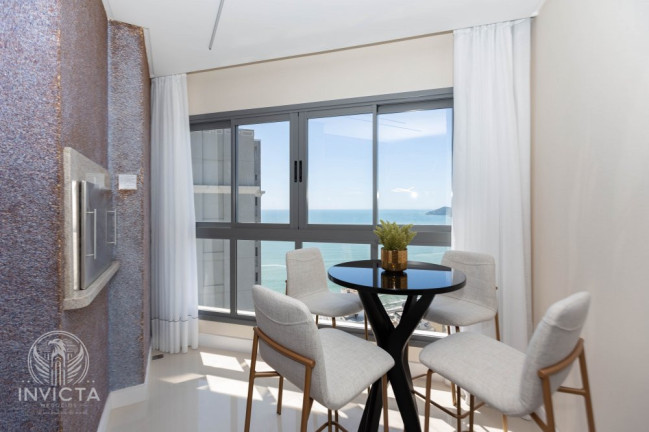 Imagem Apartamento com 4 Quartos à Venda, 182 m² em Centro - Balneário Camboriú Imagem Apartamento com 4 Quartos à Venda, 182 m² em Centro - Balneário Camboriú