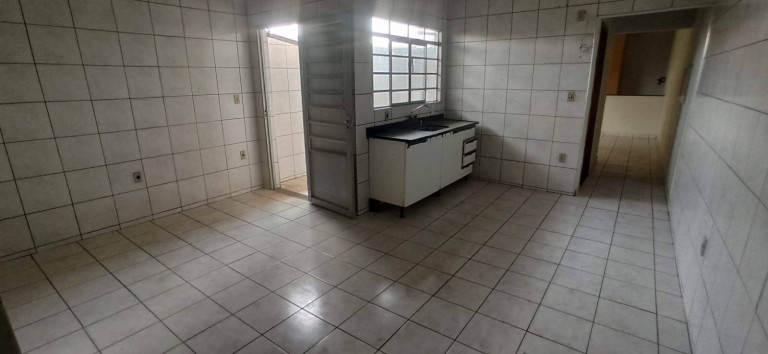 Imagem Casa com 2 Quartos à Venda,  em Cecap - Taubaté
