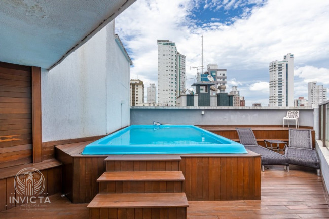 Imagem Cobertura com 5 Quartos à Venda, 623 m² em Centro - Balneário Camboriú