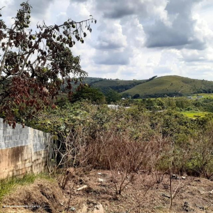 Imagem Chácara à Venda, em Bairro Mombaça - São Roque Imagem Chácara à Venda, em Bairro Mombaça - São Roque