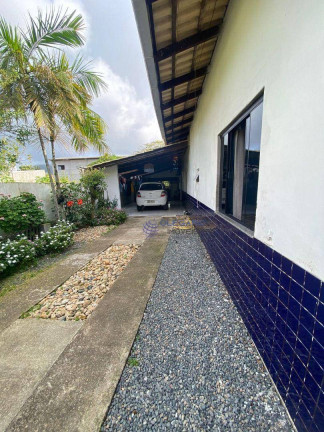 Imagem Casa com 4 Quartos à Venda, 170 m² em Armação - Penha Imagem Casa com 4 Quartos à Venda, 170 m² em Armação - Penha