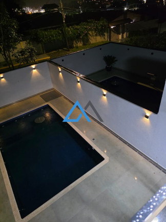 Imagem Casa com 3 Quartos à Venda, 187 m² em Vila Petrópolis - Atibaia