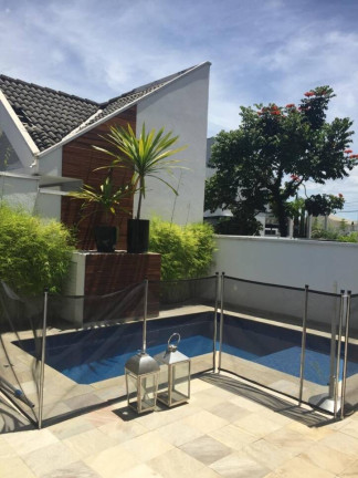 Imagem Casa com 4 Quartos à Venda, 350 m² em Vila Costa - Taubaté Imagem Casa com 4 Quartos à Venda, 350 m² em Vila Costa - Taubaté