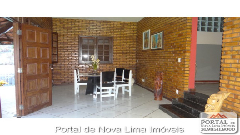 Imagem Casa com 4 Quartos à Venda, 220 m² em Jardim De Petropolis - Nova Lima