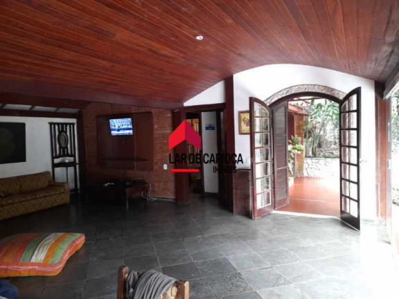 Imagem Casa com 6 Quartos à Venda, 500 m² em Cosme Velho - Rio De Janeiro Imagem Casa com 6 Quartos à Venda, 500 m² em Cosme Velho - Rio De Janeiro