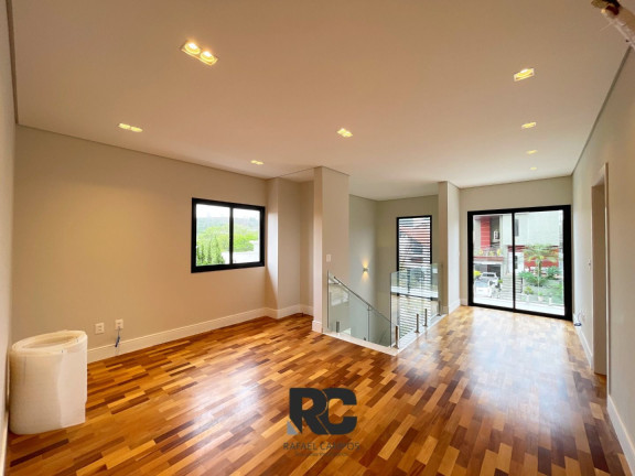 Imagem Casa com 3 Quartos à Venda, 270 m² em Real Park - Mogi Das Cruzes Imagem Casa com 3 Quartos à Venda, 270 m² em Real Park - Mogi Das Cruzes