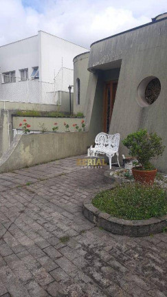 Imagem Casa com 3 Quartos à Venda, 524 m² em Jardim São Caetano - São Caetano Do Sul