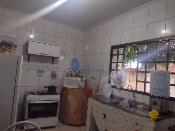 Imagem Casa com 2 Quartos à Venda, 372 m² em Calixtolândia - Anápolis