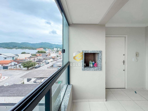 Imagem Apartamento com 2 Quartos à Venda, 55 m² em Areias - Camboriú