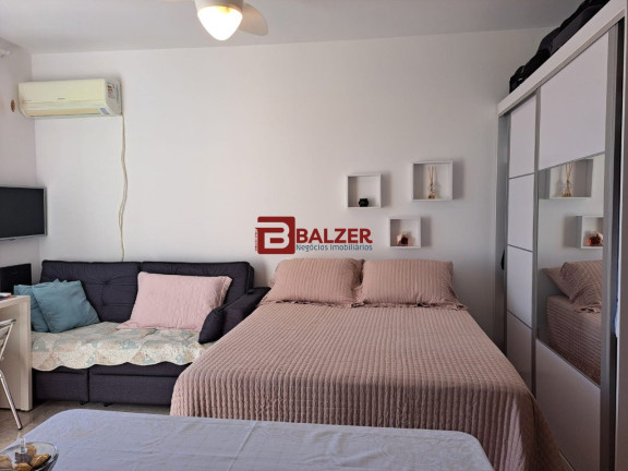Imagem Apartamento com 1 Quarto à Venda, 32 m² em Centro - Florianópolis