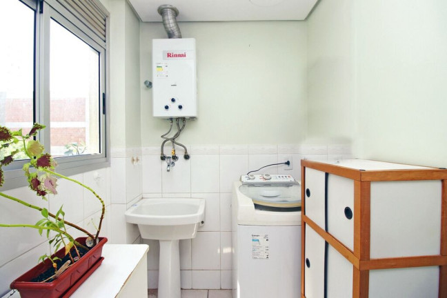 Imagem Apartamento com 2 Quartos à Venda, 67 m² em Jardim Do Salso - Porto Alegre