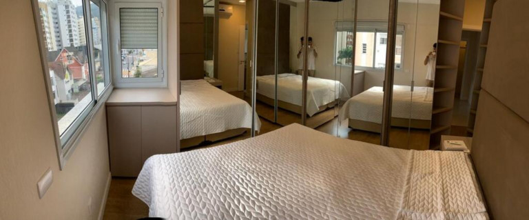 Imagem Imóvel com 3 Quartos à Venda, 135 m² em Centro - Florianópolis