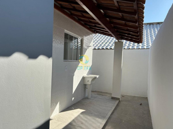 Imagem Casa com 2 Quartos à Venda, 76 m²