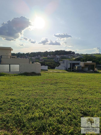 Imóvel à Venda, 300 m² em Jardins Bolonha - Senador Canedo