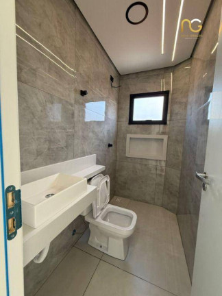 Imagem Sobrado com 4 Quartos à Venda, 204 m² em Boqueirão - Praia Grande