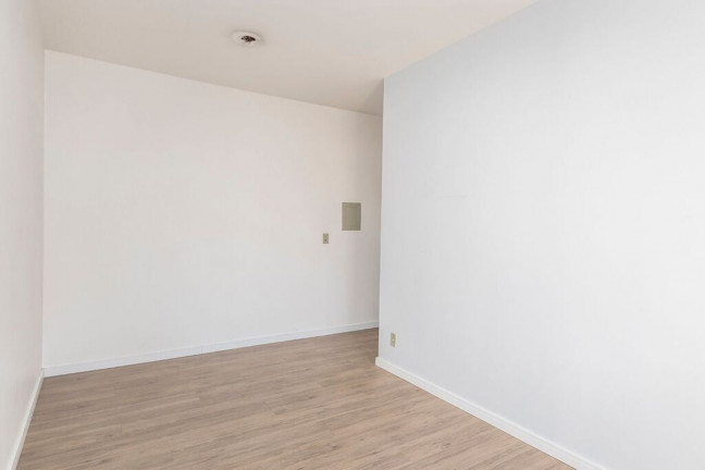 Imagem Imóvel com 2 Quartos à Venda, 54 m² em Humaitá - Porto Alegre Imagem Imóvel com 2 Quartos à Venda, 54 m² em Humaitá - Porto Alegre
