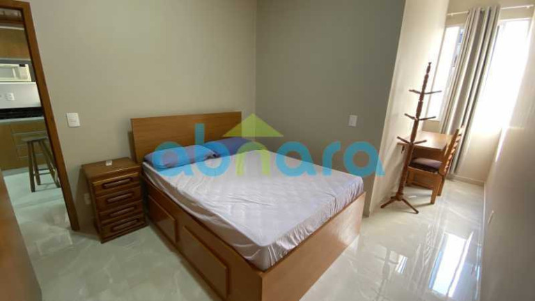 Imagem Apartamento com 2 Quartos à Venda, 63 m² em Copacabana - Rio De Janeiro Imagem Apartamento com 2 Quartos à Venda, 63 m² em Copacabana - Rio De Janeiro