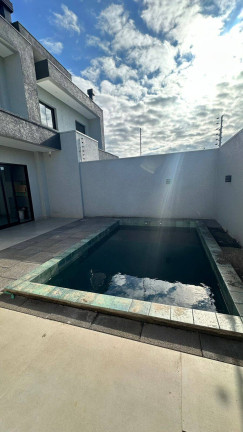 Imagem Sobrado com 3 Quartos à Venda, 144 m² em Brazmadeira - Cascavel