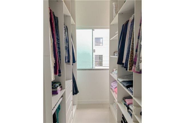 Imagem Casa com 4 Quartos à Venda, 284 m² em Centro - Balneário Camboriú