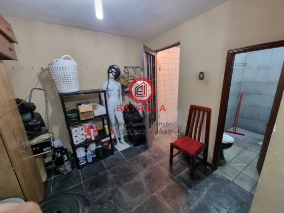 Imagem Casa com 4 Quartos à Venda, 434 m² em Jardim Pereira Do Amparo - Jacareí
