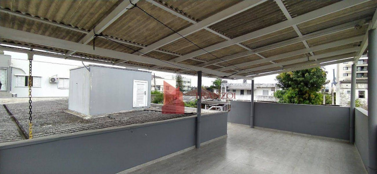 Imagem Casa com 2 Quartos à Venda, 147 m² em Centro - Itajaí