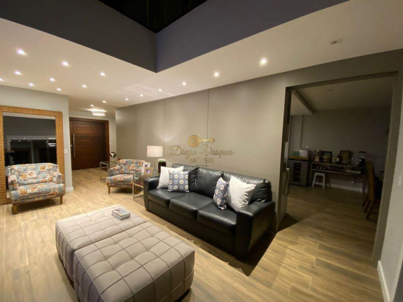 Imagem Casa com 4 Quartos à Venda, 285 m² em Vargem Grande - Teresópolis
