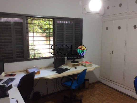 Imagem Casa com 3 Quartos à Venda, 245 m² em Centro - Araraquara Imagem Casa com 3 Quartos à Venda, 245 m² em Centro - Araraquara