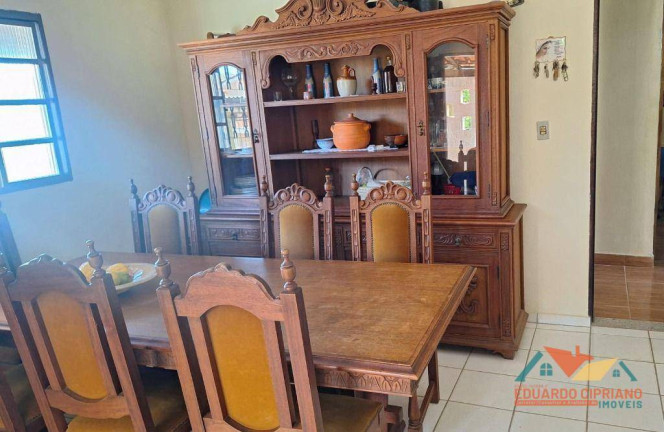 Imagem Casa com 3 Quartos à Venda, 250 m² em Santa Edwiges - Paraibuna