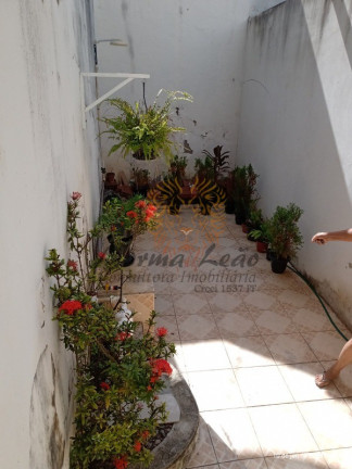 Imagem Casa com 3 Quartos à Venda, 215 m² em Conjunto Augusto Franco - Aracaju Imagem Casa com 3 Quartos à Venda, 215 m² em Conjunto Augusto Franco - Aracaju