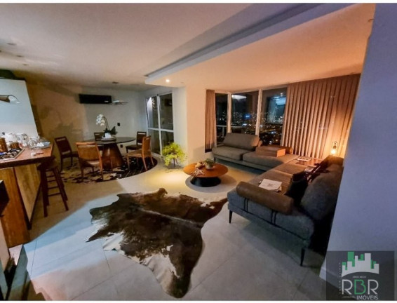Apartamento com 2 Quartos à Venda, 145 m² em Caxias Do Sul