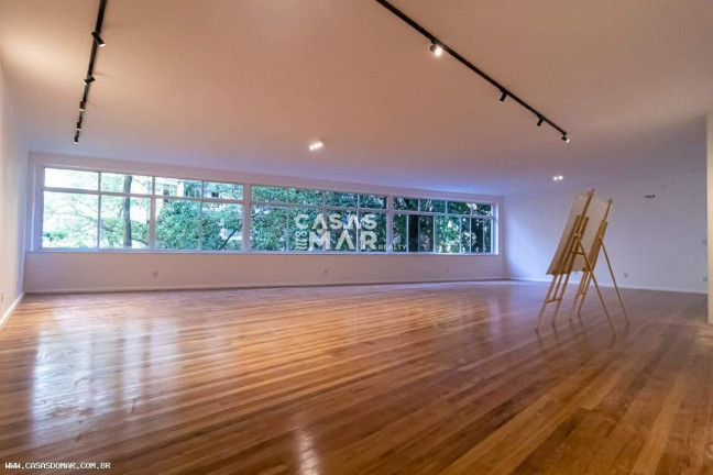 Imóvel com 4 Quartos à Venda, 330 m² em Copacabana - Rio De Janeiro