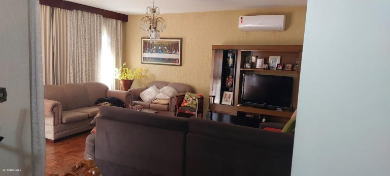 Imagem Casa com 4 Quartos à Venda, 595 m² em Setor Sudoeste - Goiânia Imagem Casa com 4 Quartos à Venda, 595 m² em Setor Sudoeste - Goiânia