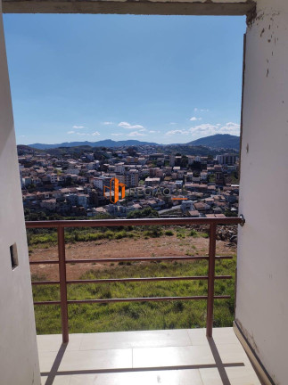 Imagem Casa com 2 Quartos à Venda, 160 m² em Jardim Bandeirantes - Poços De Caldas Imagem Casa com 2 Quartos à Venda, 160 m² em Jardim Bandeirantes - Poços De Caldas