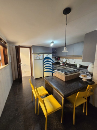 Imagem Casa com 4 Quartos à Venda, 201 m² em Itapuã - Salvador