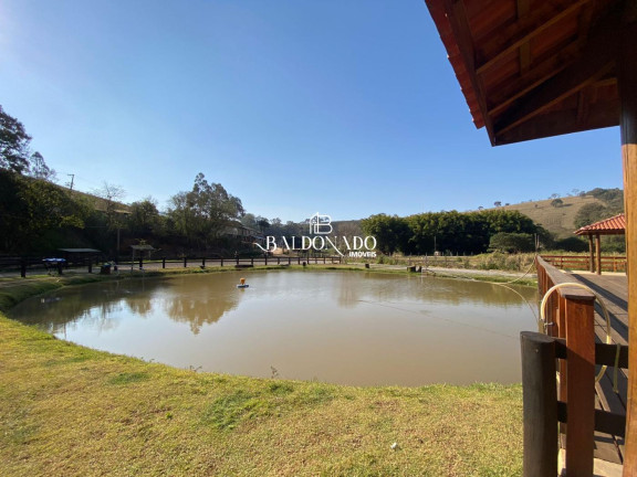 Imagem Imóvel com 4 Quartos à Venda, 9.000 m² em Centro - Extrema Imagem Imóvel com 4 Quartos à Venda, 9.000 m² em Centro - Extrema