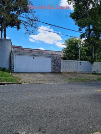 Casa com 3 Quartos à Venda, 222 m² em Jardim Social - Curitiba