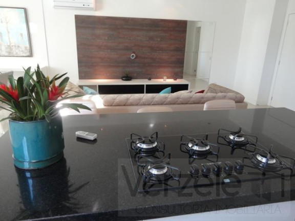 Imagem Apartamento com 3 Quartos à Venda, 130 m² em Centro - Balneário Camboriú