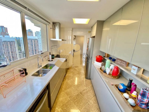 Imagem Apartamento com 3 Quartos à Venda, 350 m² em Panamby - São Paulo Imagem Apartamento com 3 Quartos à Venda, 350 m² em Panamby - São Paulo