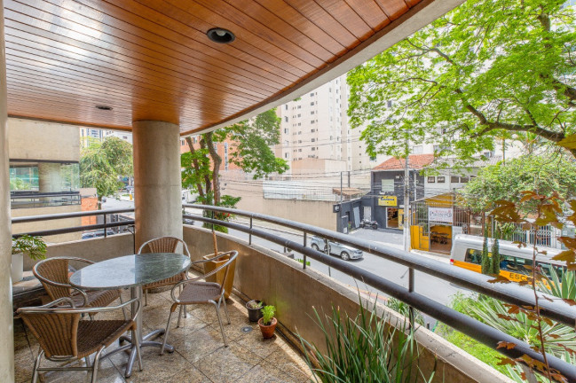 Imagem Apartamento com 3 Quartos à Venda, 219 m² em Moema - São Paulo